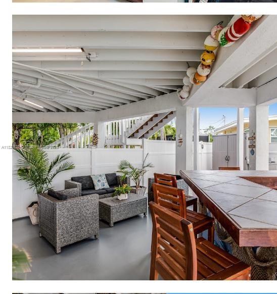 SOMBRERO BEACH VILLAGE - Residential