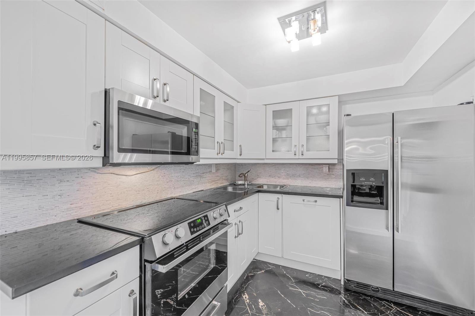 LINCOLN PALACE CONDO - Residential Lease