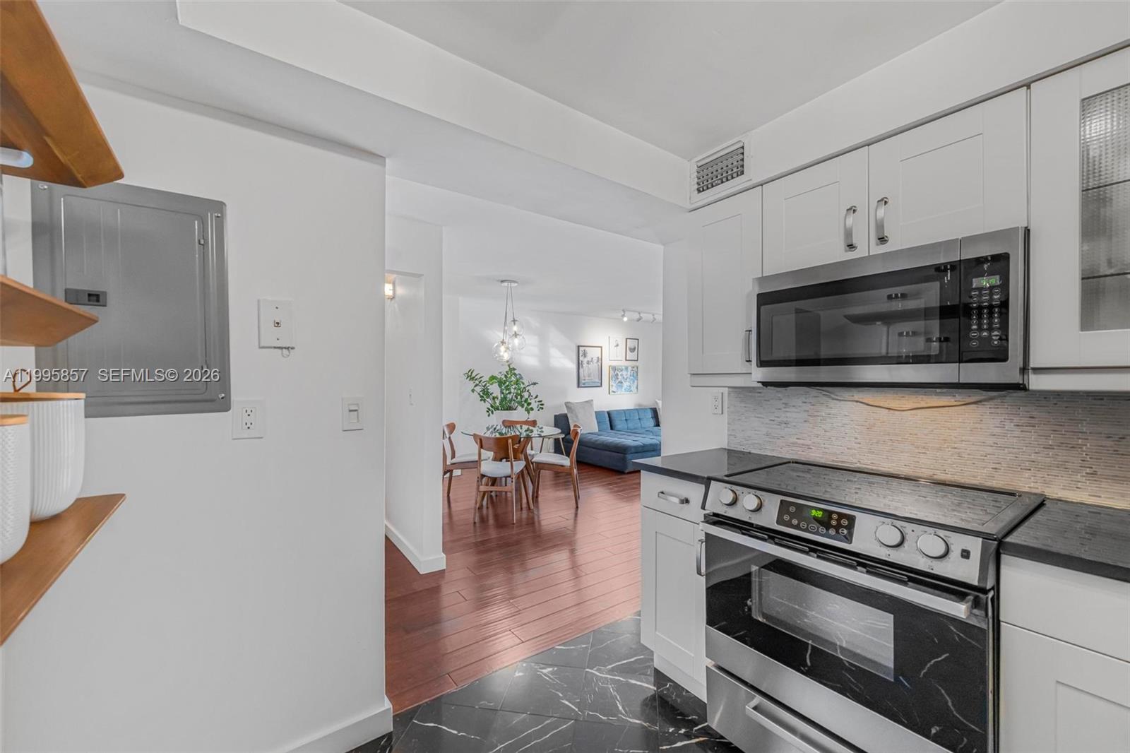 LINCOLN PALACE CONDO - Residential Lease