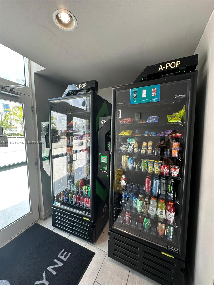 1800 BISCAYNE PLAZA CONDO - Residential Lease