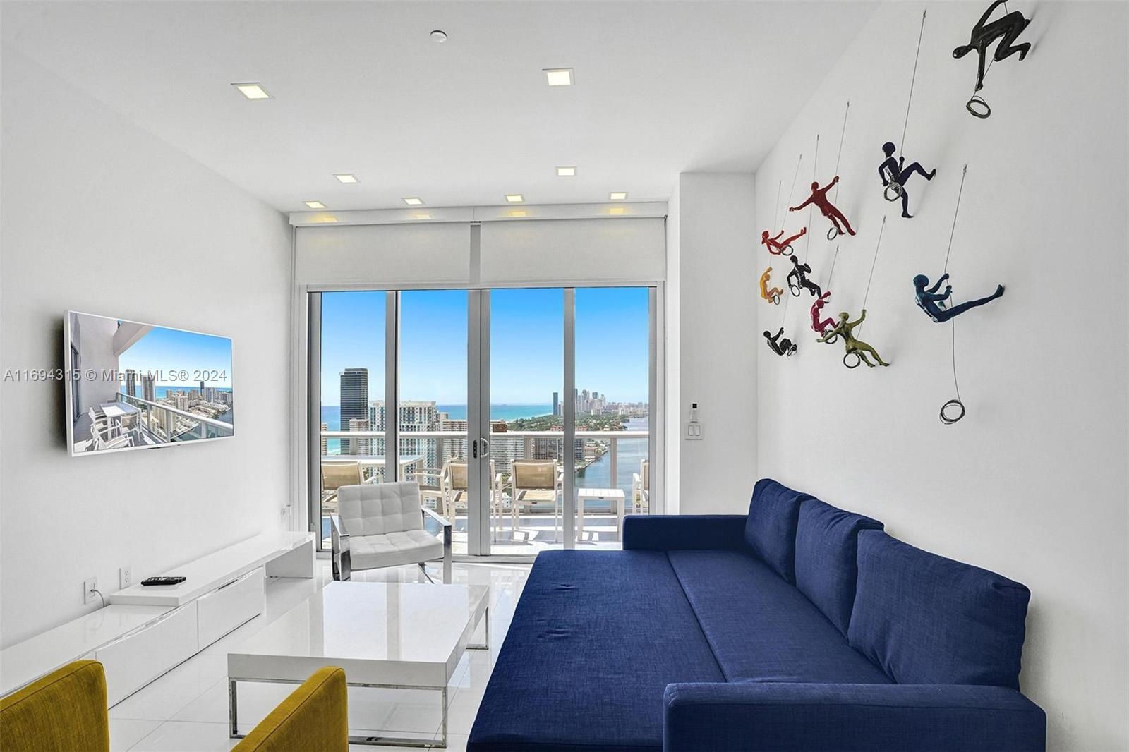 BEACHWALK CONDOMINIUM - Residential Lease