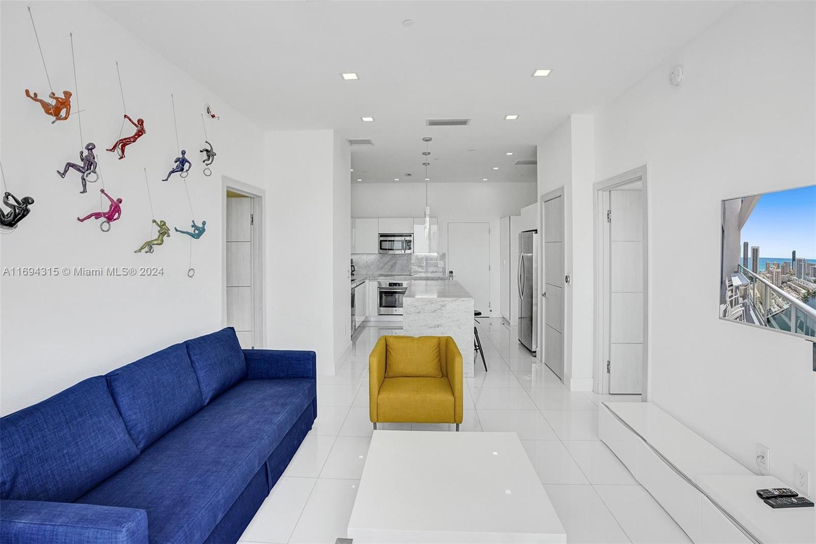 BEACHWALK CONDOMINIUM - Residential Lease