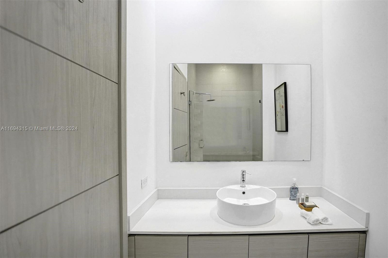 BEACHWALK CONDOMINIUM - Residential Lease