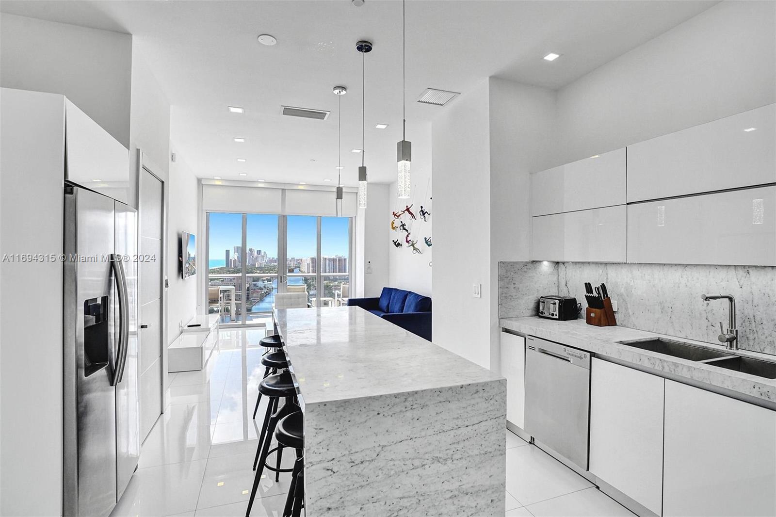 BEACHWALK CONDOMINIUM - Residential Lease