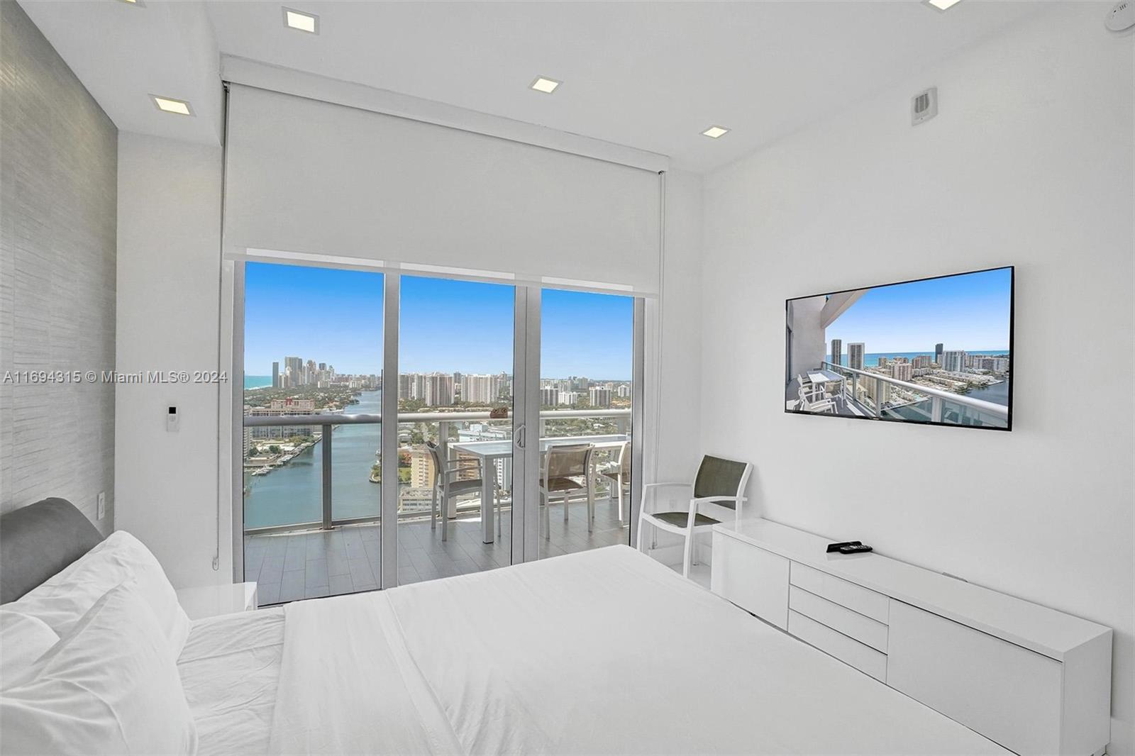 BEACHWALK CONDOMINIUM - Residential Lease
