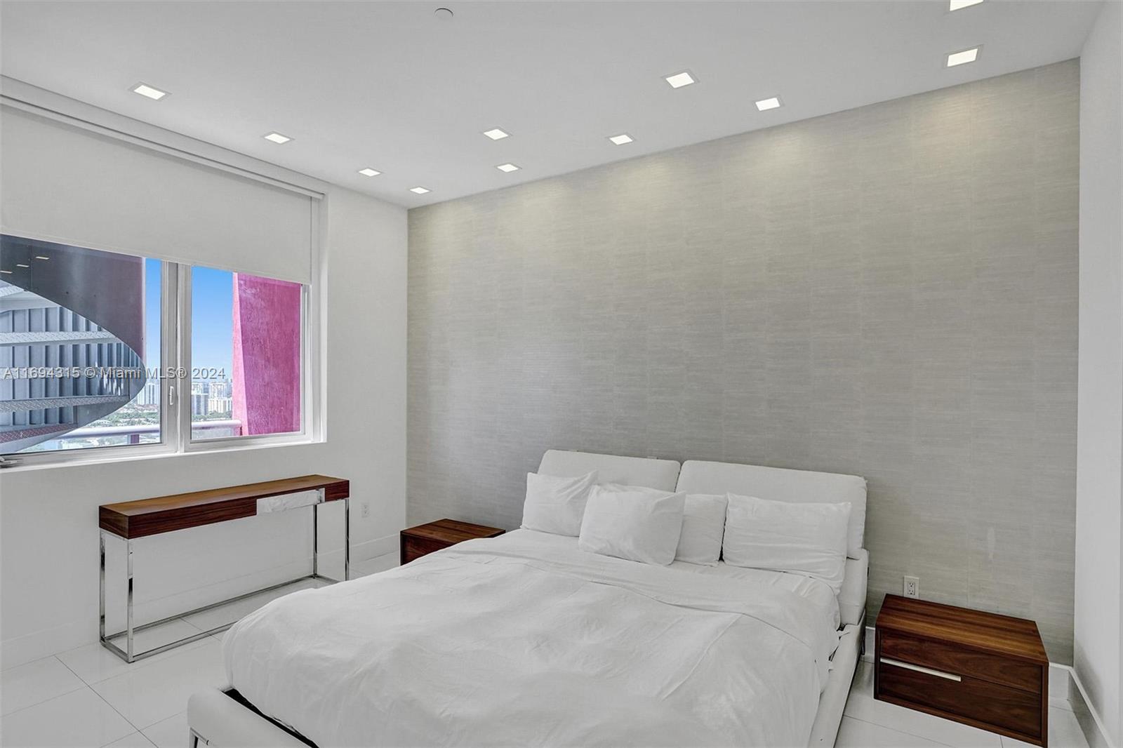 BEACHWALK CONDOMINIUM - Residential Lease