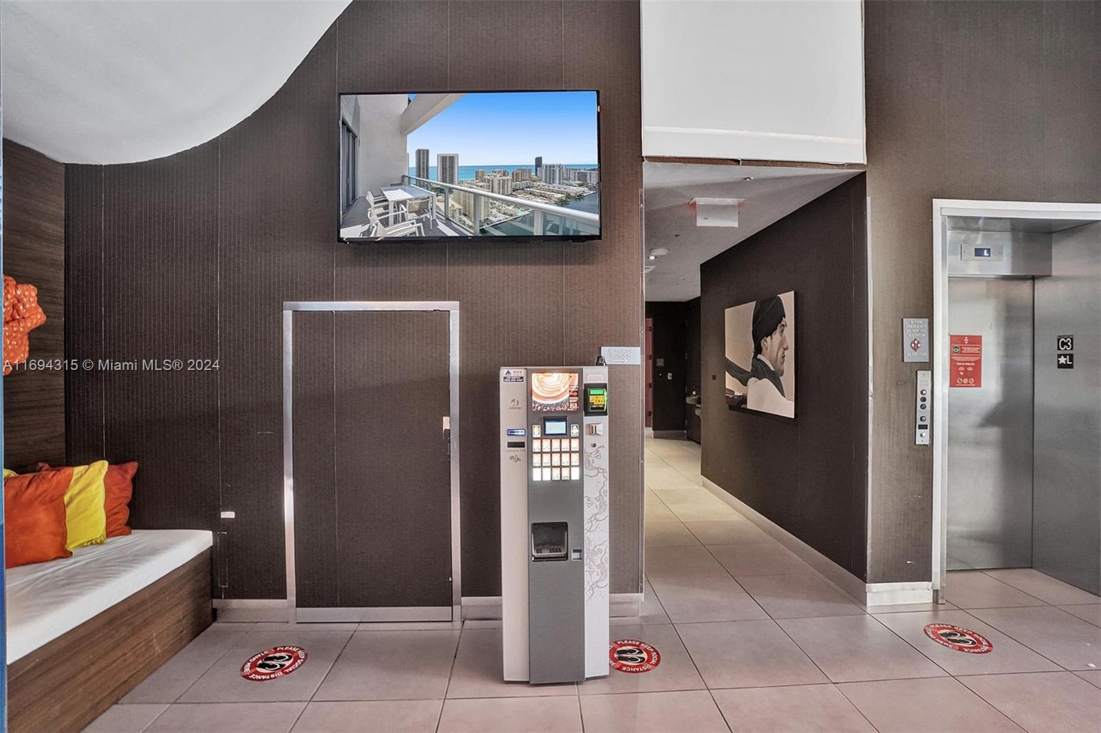 BEACHWALK CONDOMINIUM - Residential Lease