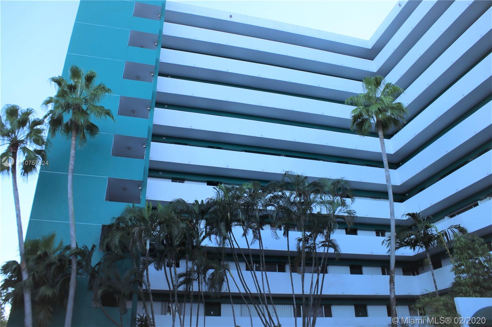 ****AMAZING CONDO ON THE MIAMI RIVER**** Spectacular Water views from every room! 2bedrooms, 2bathrooms, wood floors, Gated Parking Garage, Building Lobby Secure, boat dock access to the Miami River close to everything, Miami International Airport, Banks, Marlin"s Stadium, downtown, Brickell, Coral Gables, and more. Water is included in rental, Brand New washer/dryer will be installed.