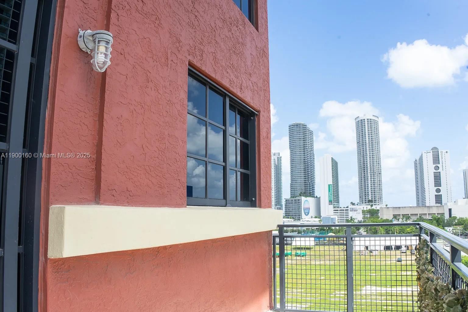 PARC LOFTS CONDO - Residential Lease