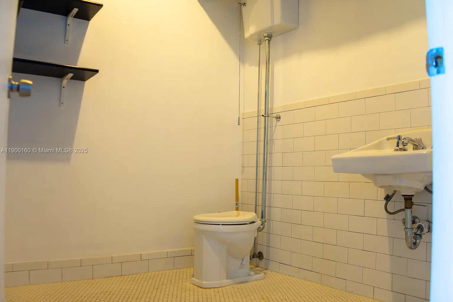 PARC LOFTS CONDO - Residential Lease