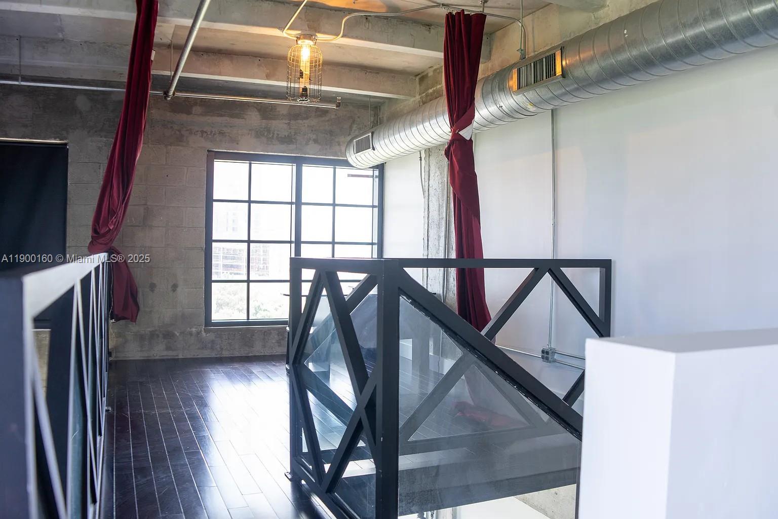 PARC LOFTS CONDO - Residential Lease