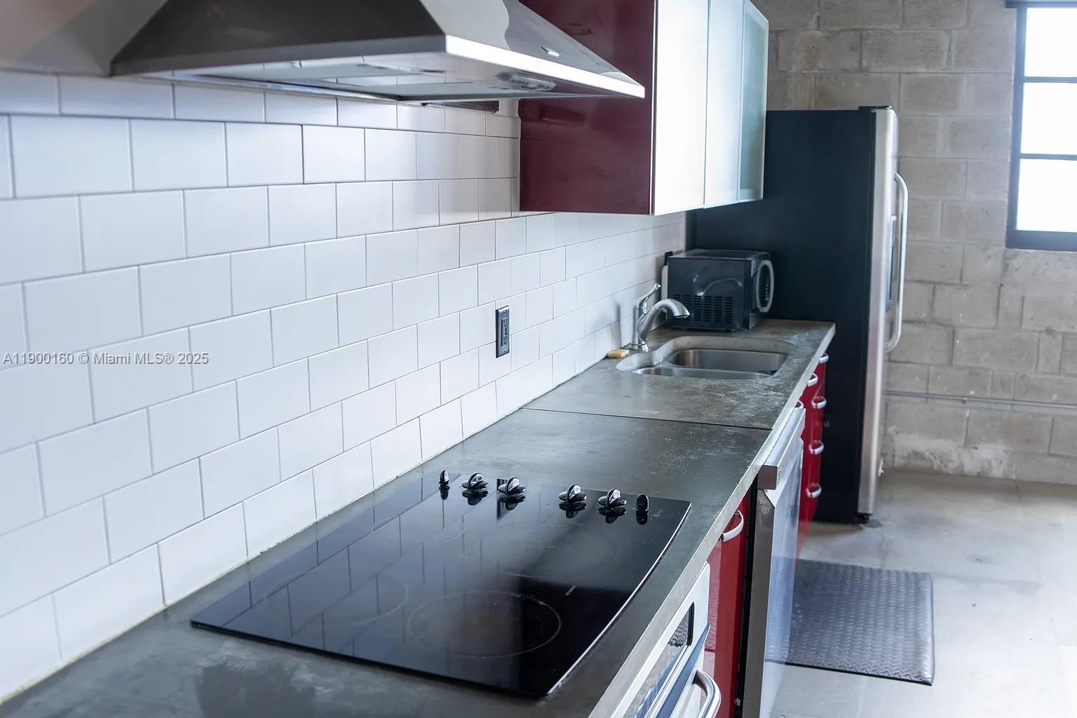 PARC LOFTS CONDO - Residential Lease