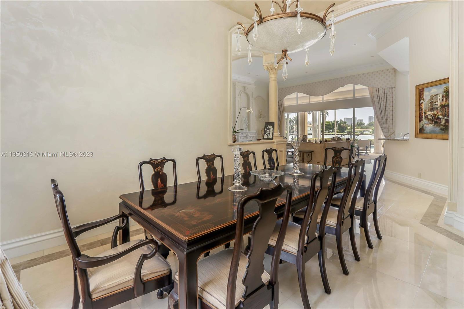 HOLLYWOOD LAKES SEC - Residential