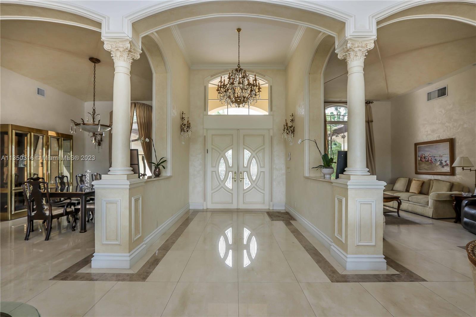 HOLLYWOOD LAKES SEC - Residential