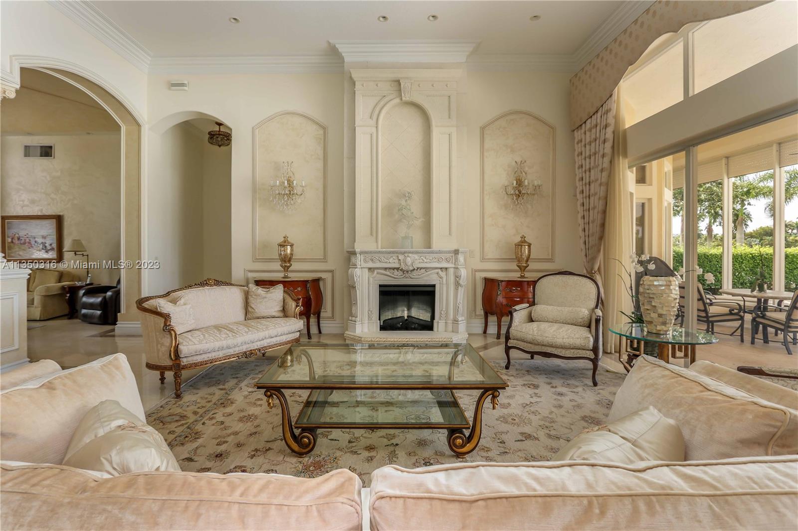 HOLLYWOOD LAKES SEC - Residential