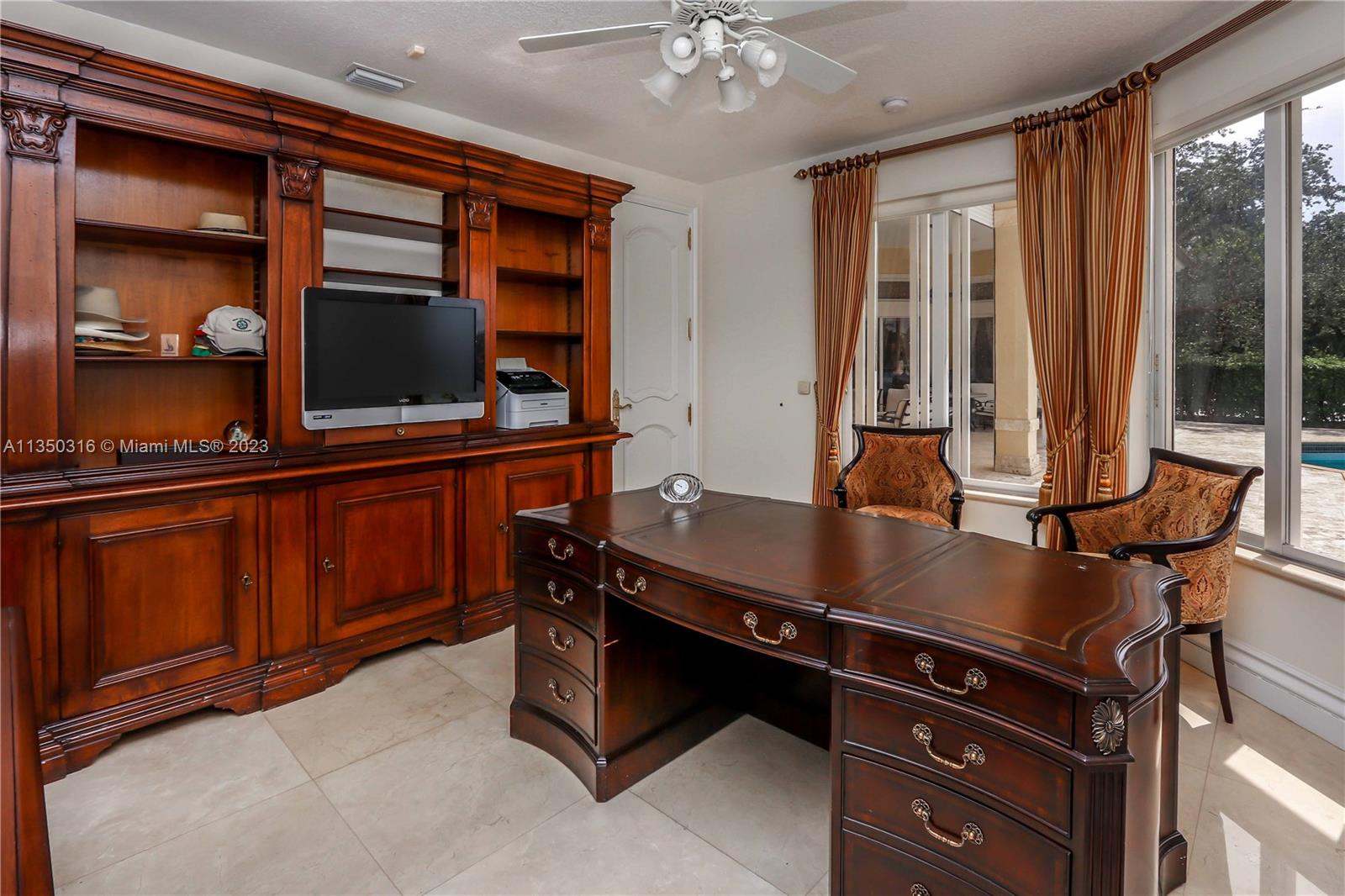 HOLLYWOOD LAKES SEC - Residential