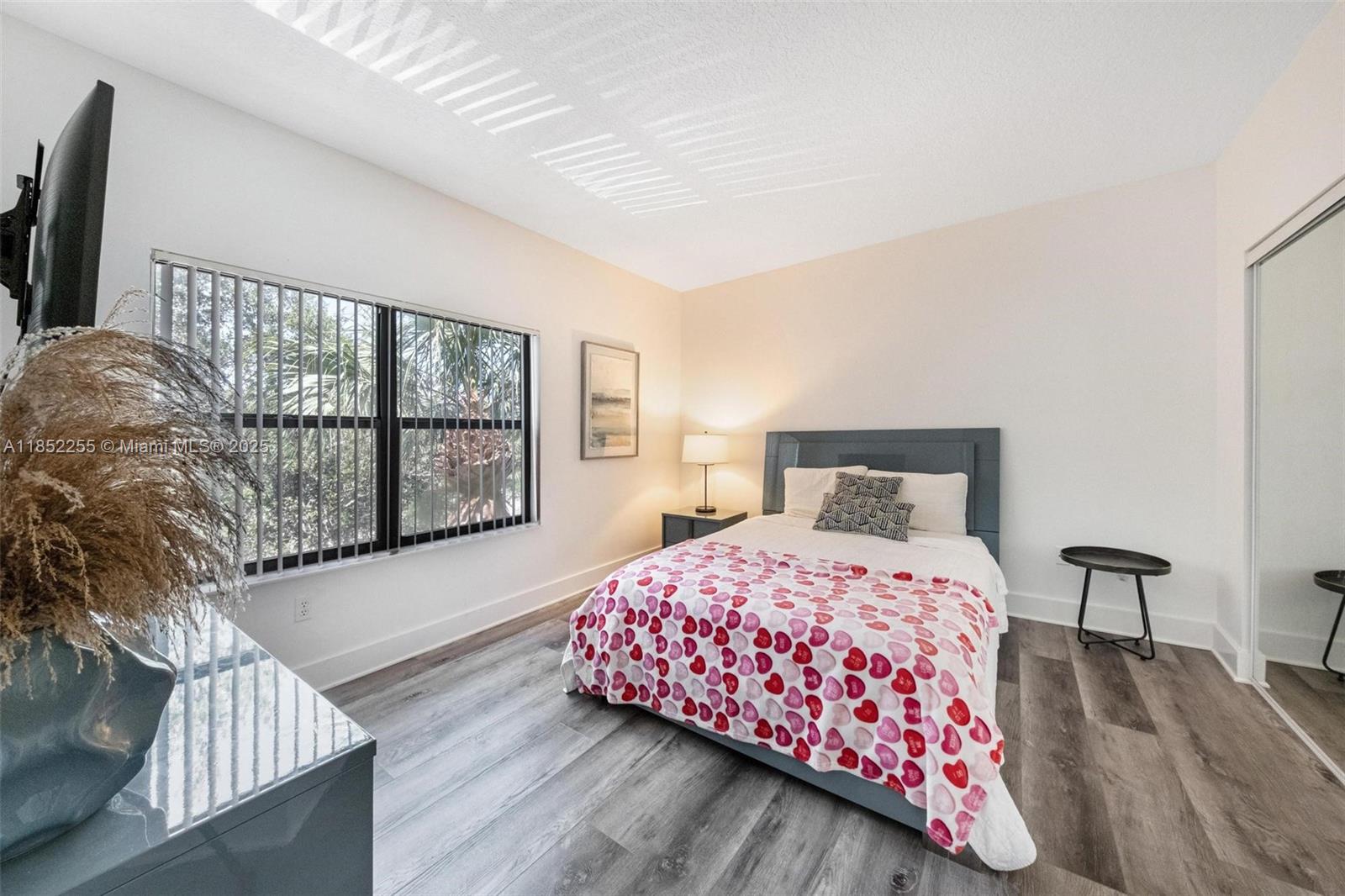 OCEAN TRACE CONDO - Residential