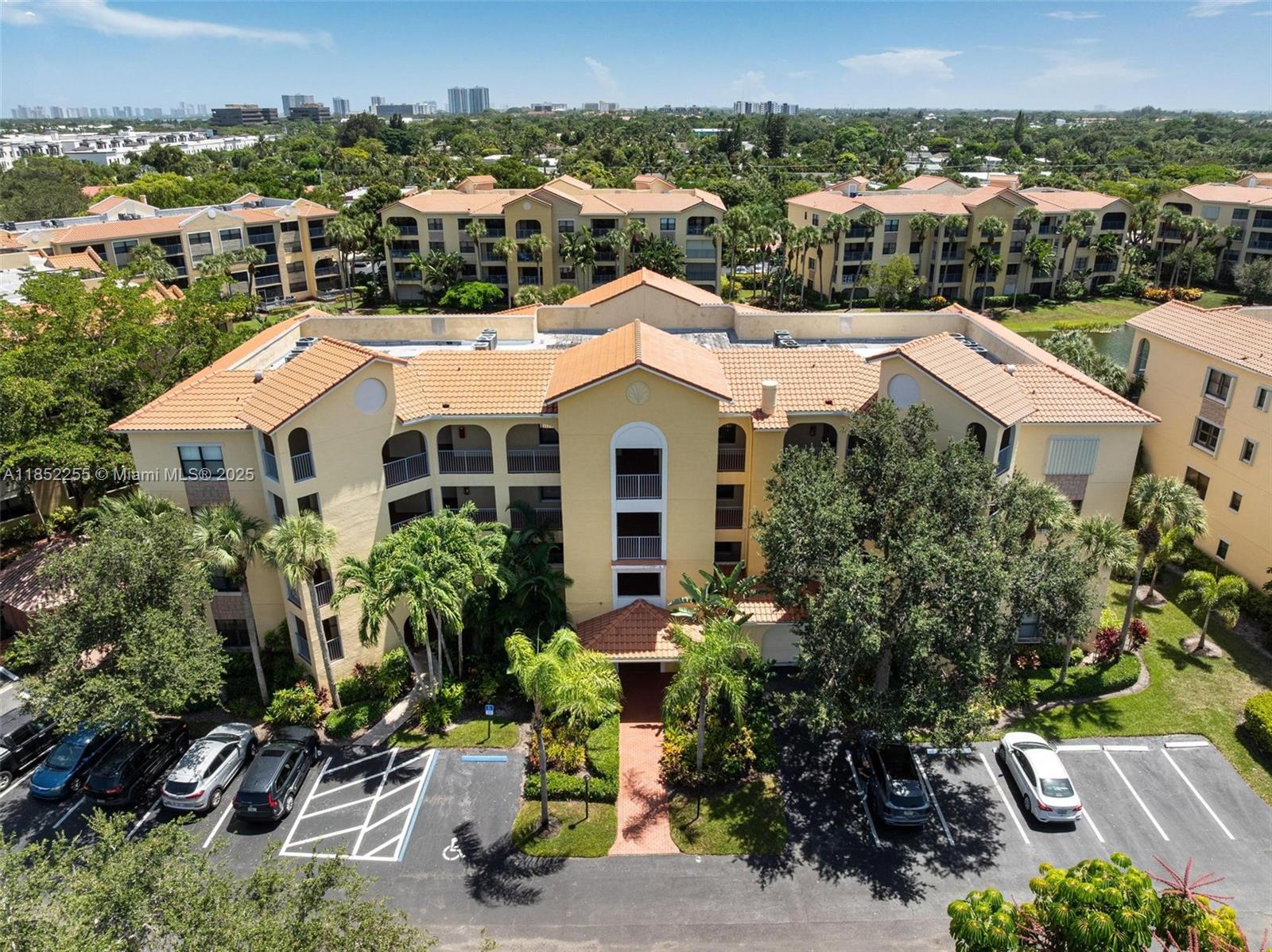 OCEAN TRACE CONDO - Residential