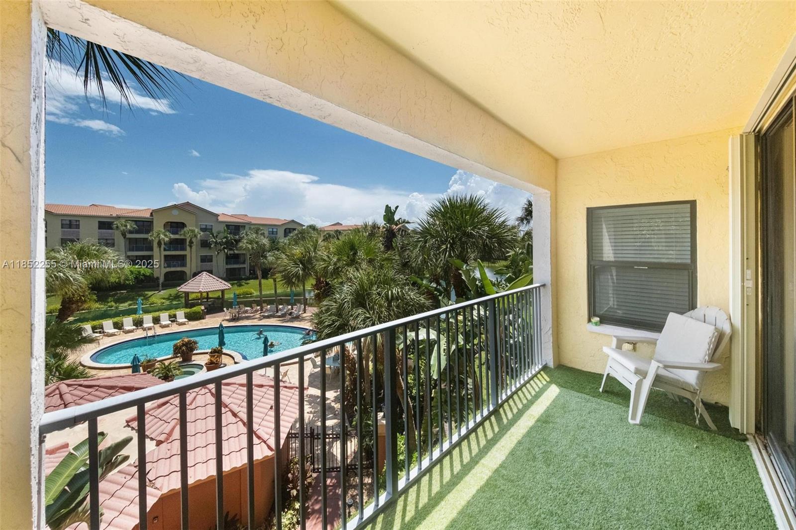 OCEAN TRACE CONDO - Residential