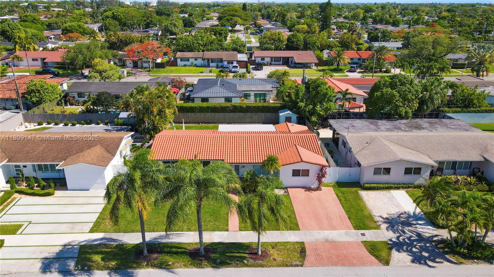 8930 Sw 50th Ter, Miami, Broward County, Florida - 4 Bedrooms  
3 Bathrooms - 