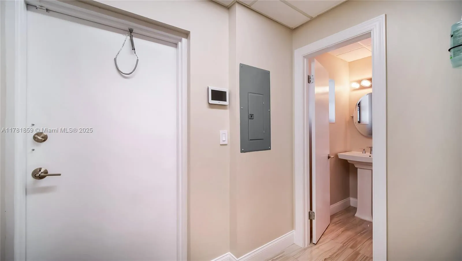 Plantation, Florida 33324, United States, ,Commercial,Active,107852