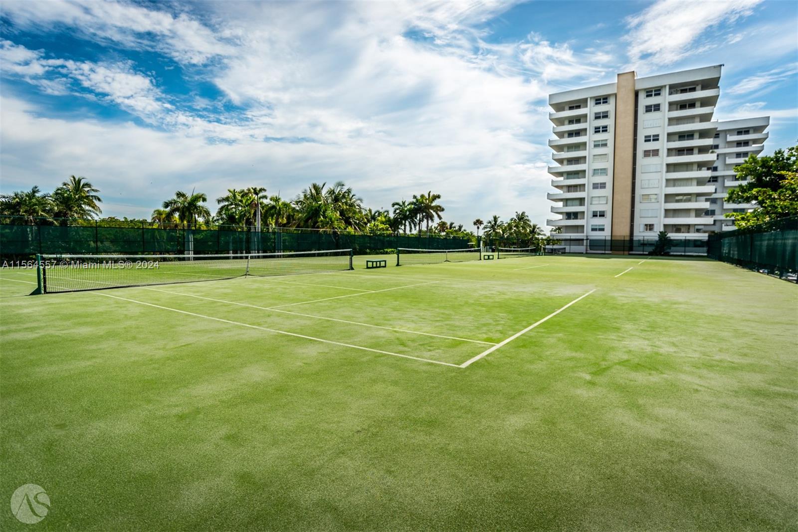 KEY BISCAYNE COMMODORE CL - Residential Lease