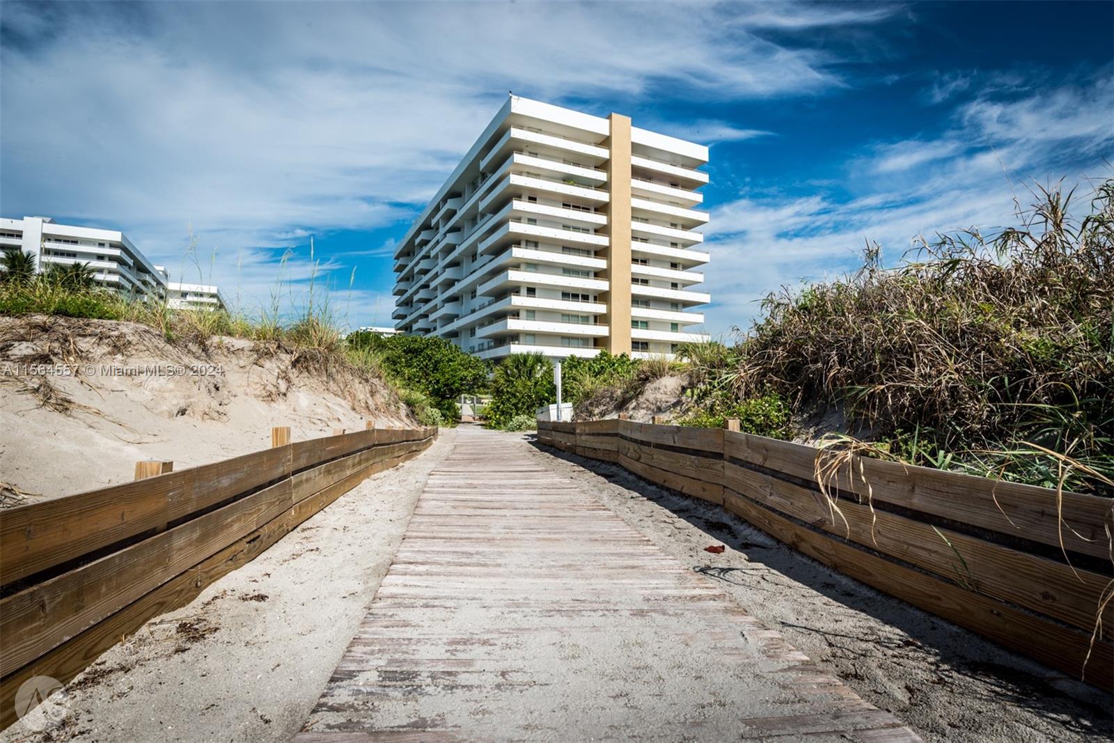 KEY BISCAYNE COMMODORE CL - Residential Lease