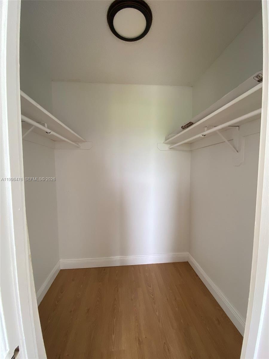 MONTECARLO CONDO - Residential