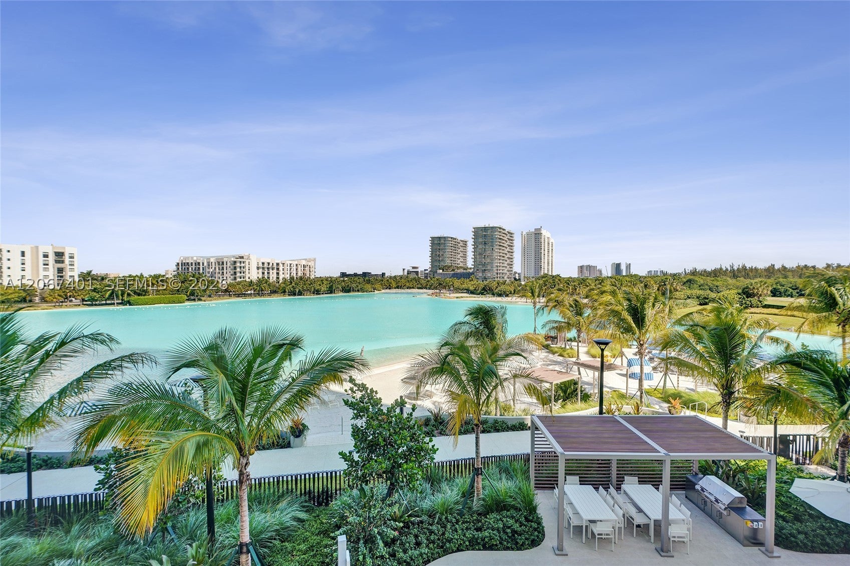 2411 Laguna Circle 208, Miami FL 33181