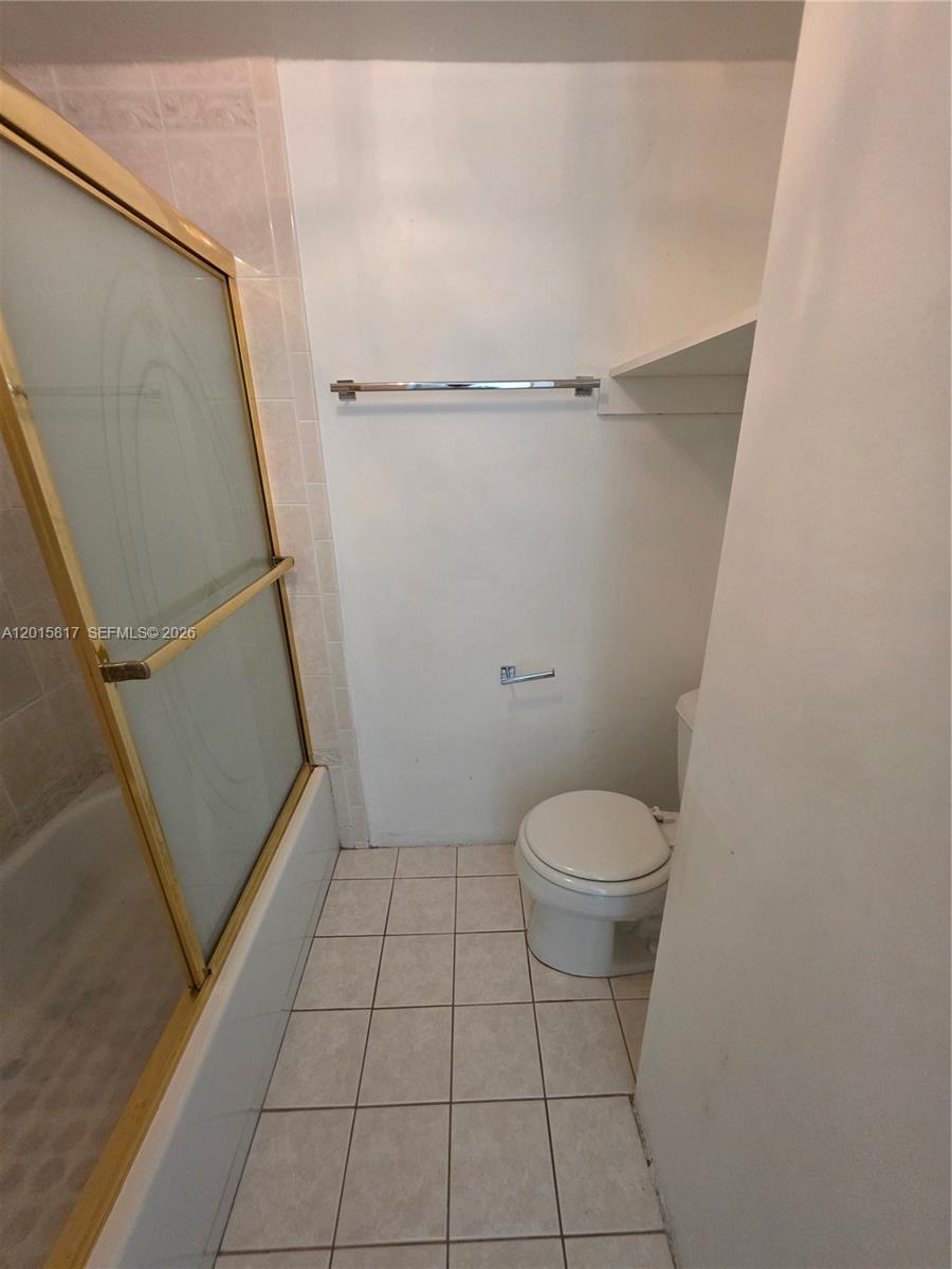 HERITAGE CIRCLE CONDO - Residential