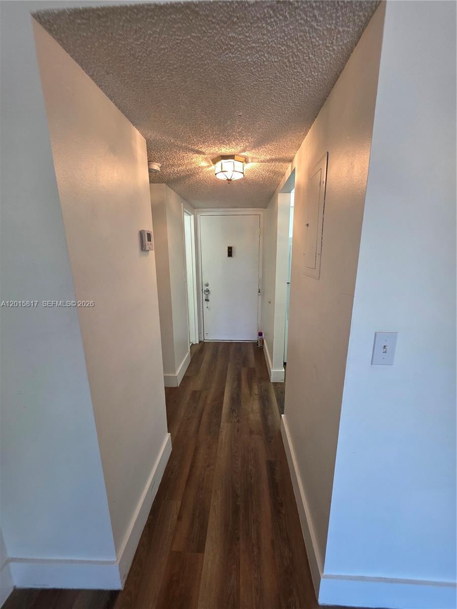 HERITAGE CIRCLE CONDO - Residential