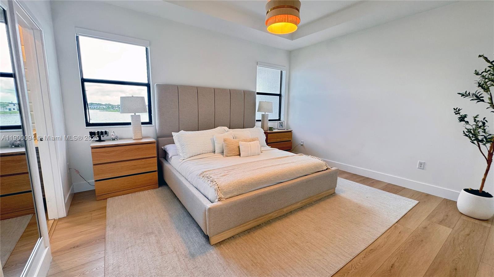 DUNNWOODY LAKE - Residential