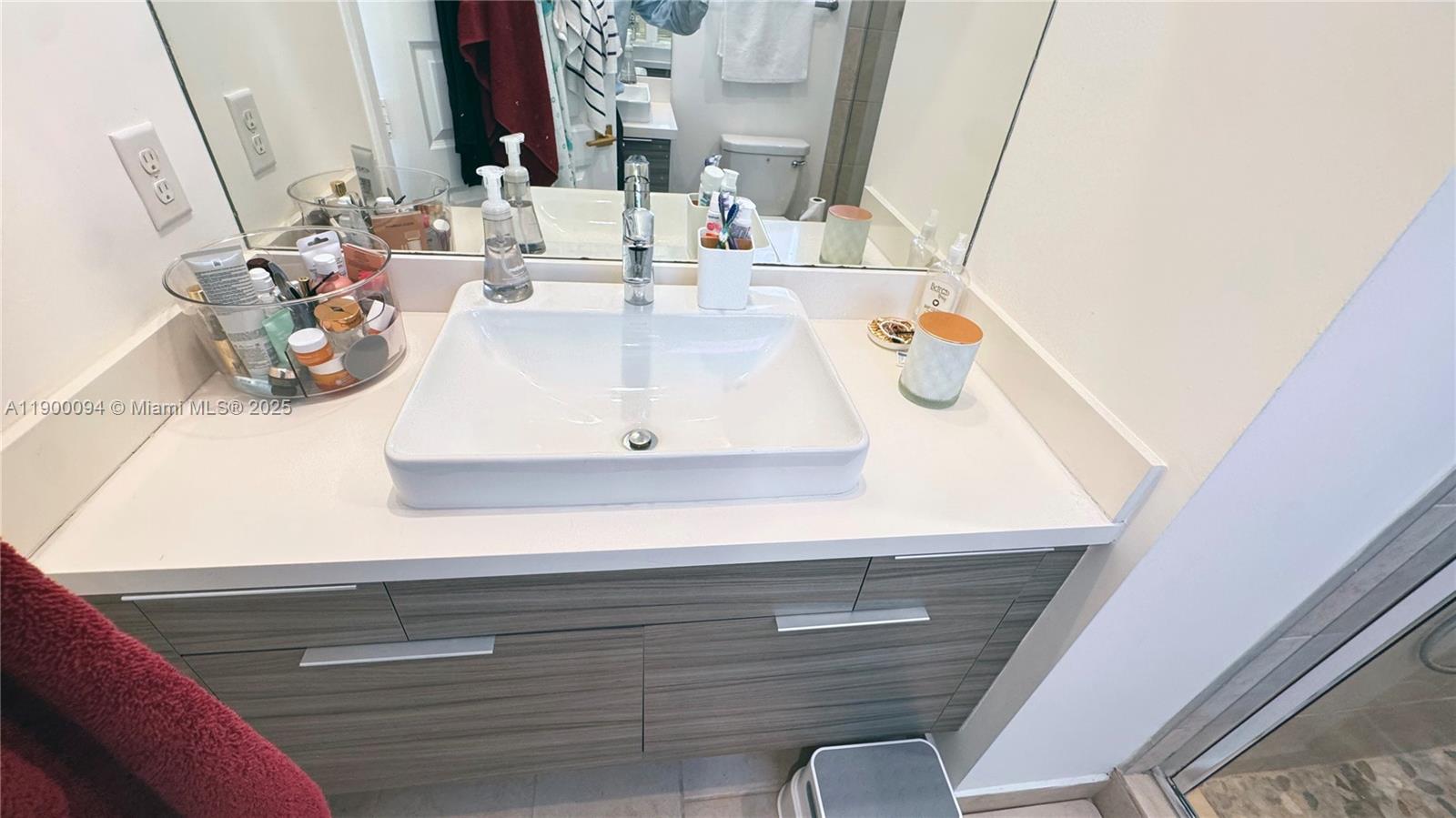 DUNNWOODY LAKE - Residential