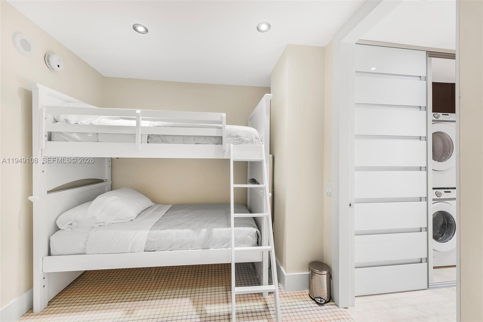 THE RESIDENCES AT THE BAT - Residential