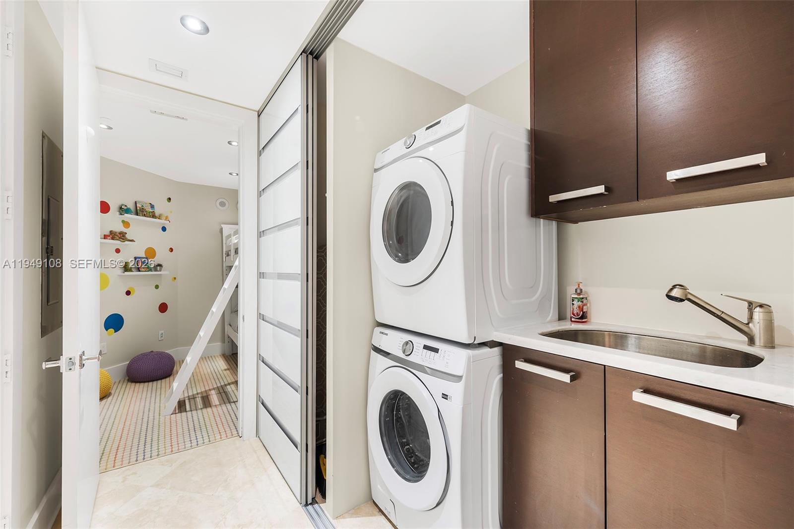 THE RESIDENCES AT THE BAT - Residential