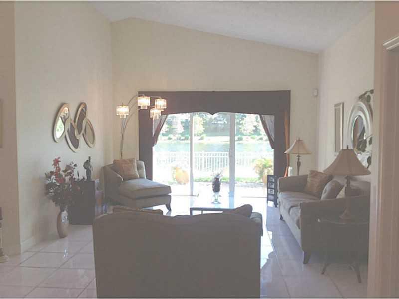 PEMBROKE SPRINGS - Residential
