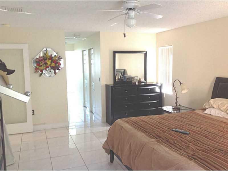 PEMBROKE SPRINGS - Residential