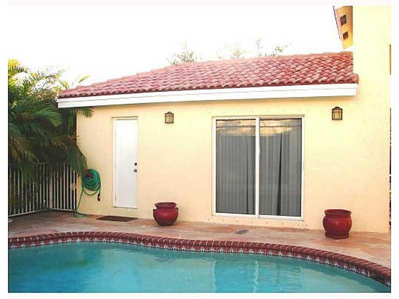 PEMBROKE SPRINGS - Residential