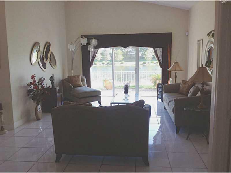 PEMBROKE SPRINGS - Residential