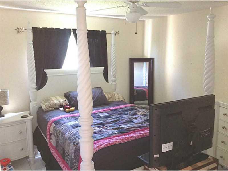 PEMBROKE SPRINGS - Residential