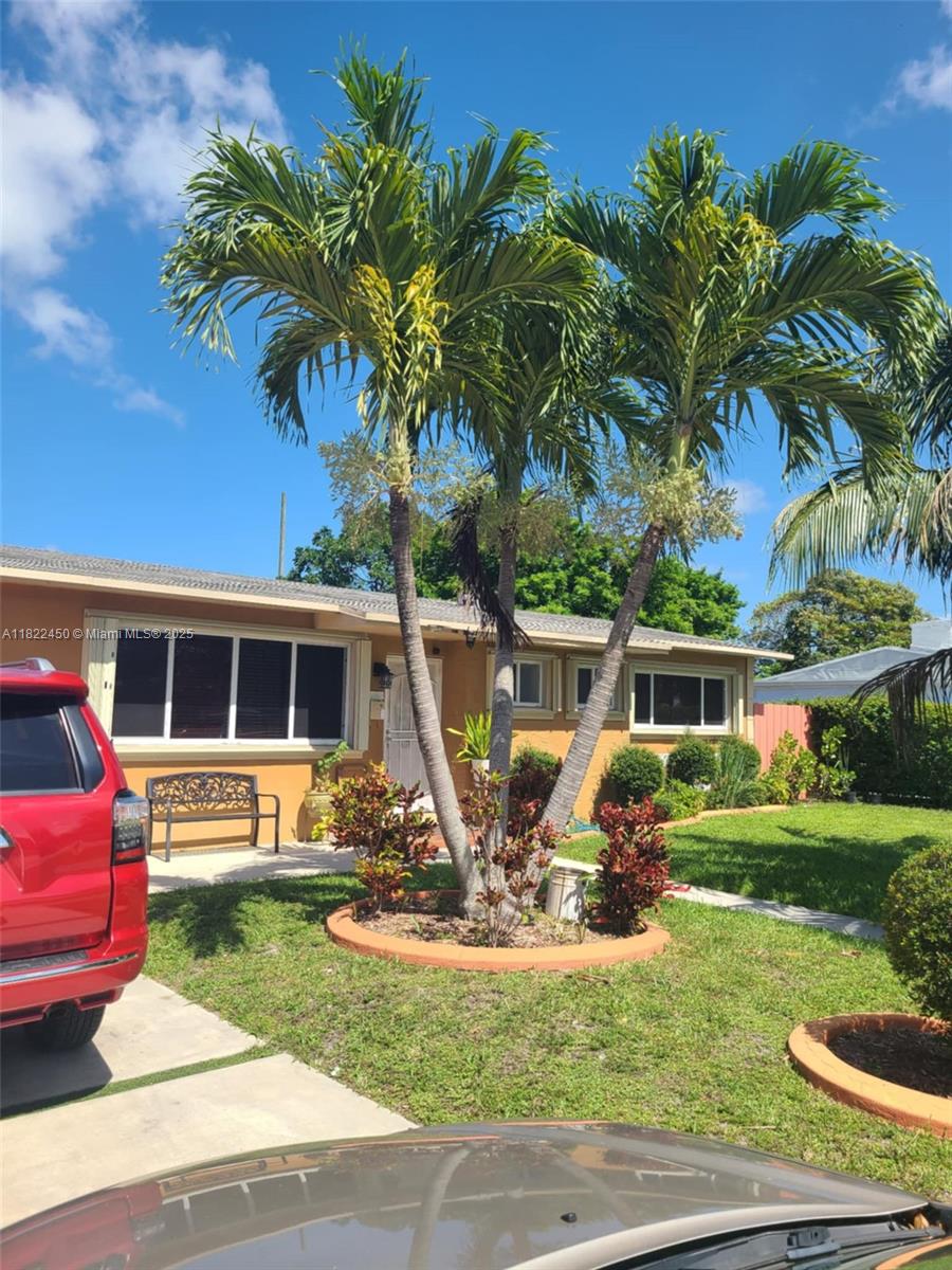 19535 N Miami Ave, Miami, Broward County, Florida - 3 Bedrooms  
2 Bathrooms - 