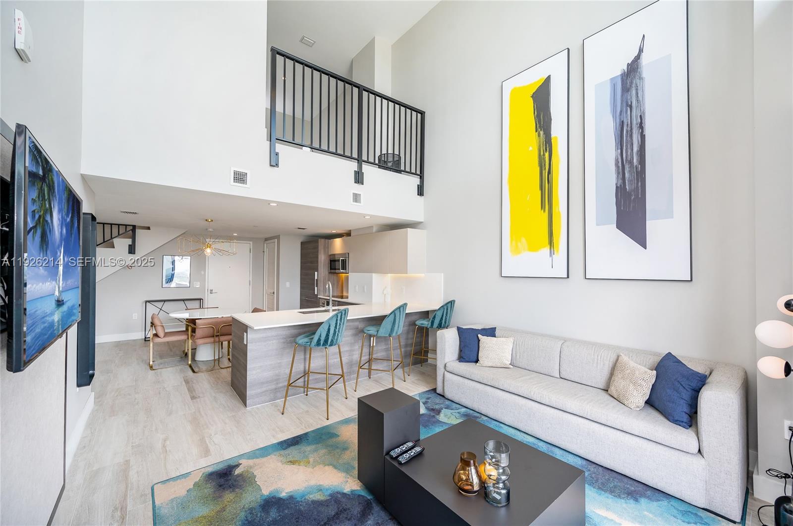 121 NE 34th St PH3215