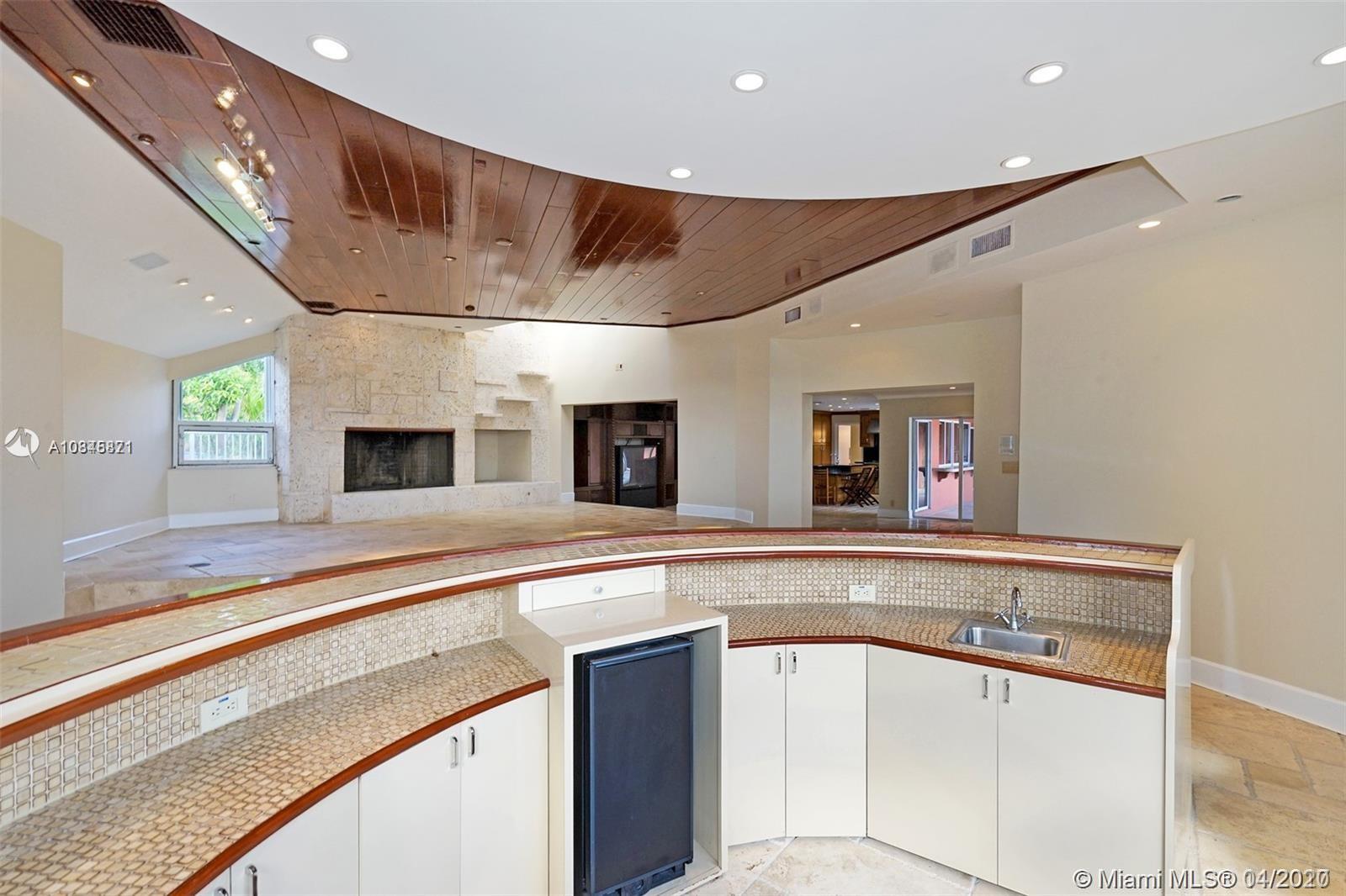 EMERALD HILLS - Residential Lease