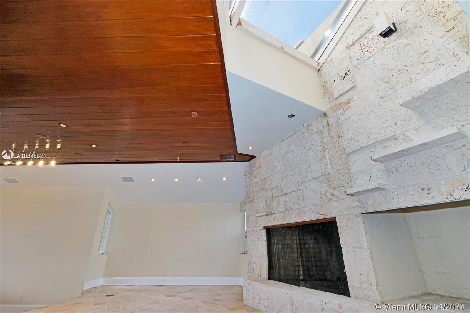 EMERALD HILLS - Residential Lease