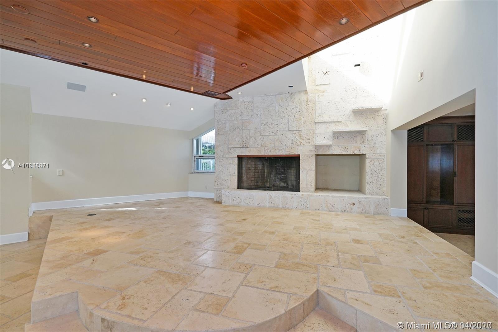 EMERALD HILLS - Residential Lease