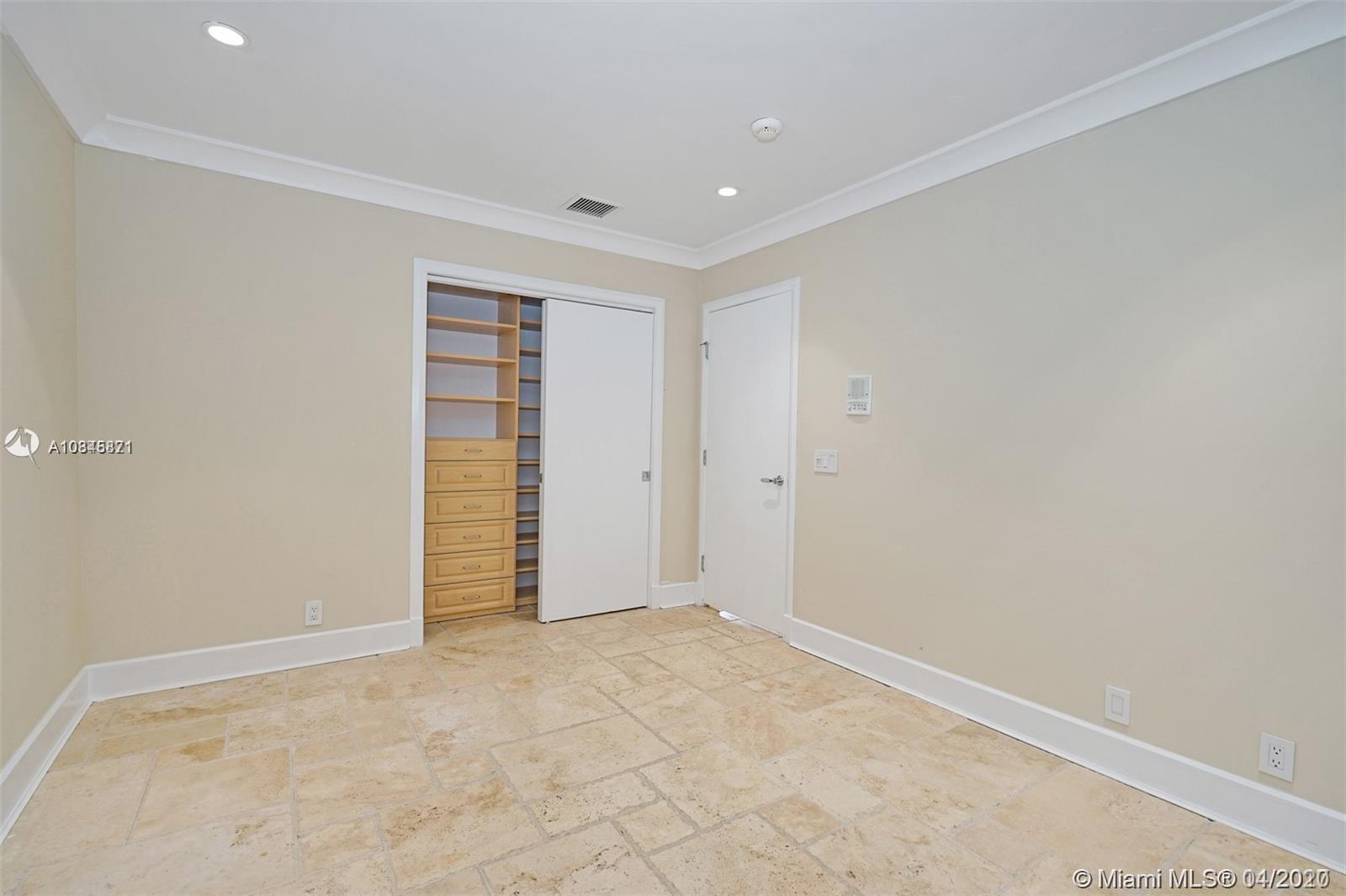 EMERALD HILLS - Residential Lease