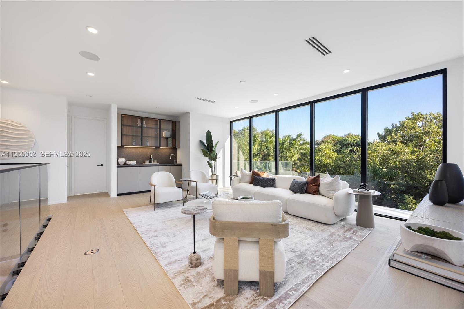 BAY HEIGHTS - Residential