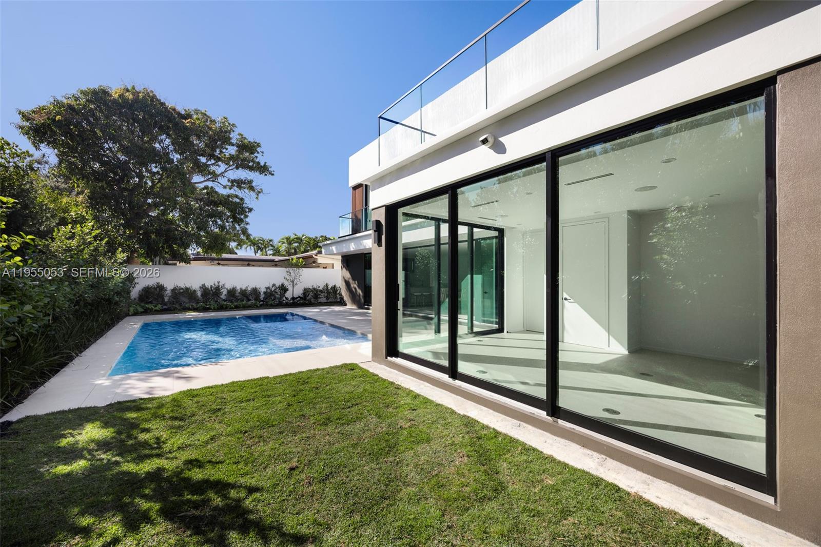 BAY HEIGHTS - Residential