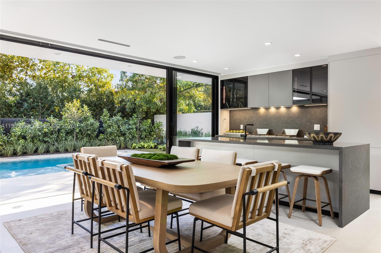 BAY HEIGHTS - Residential