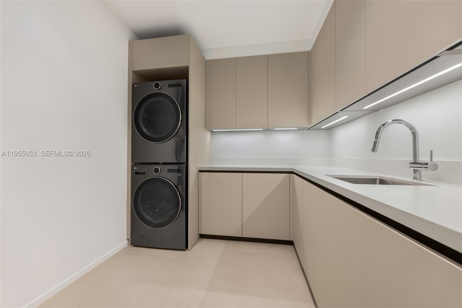 BAY HEIGHTS - Residential